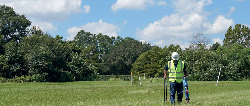 利用雷迪的 PCMx 系統(tǒng)評(píng)估管道涂層的狀況和有效性，查找缺陷和漏涂